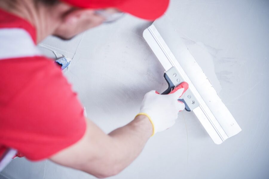 5 Key Considerations When Choosing a Commercial Painter